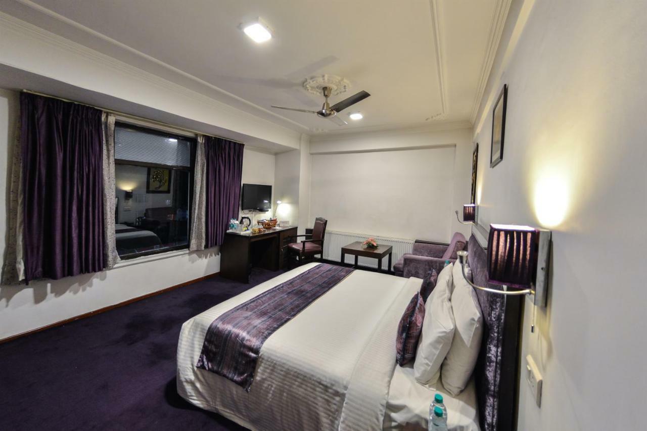 Batra Hotels And Residences Srīnagar 외부 사진